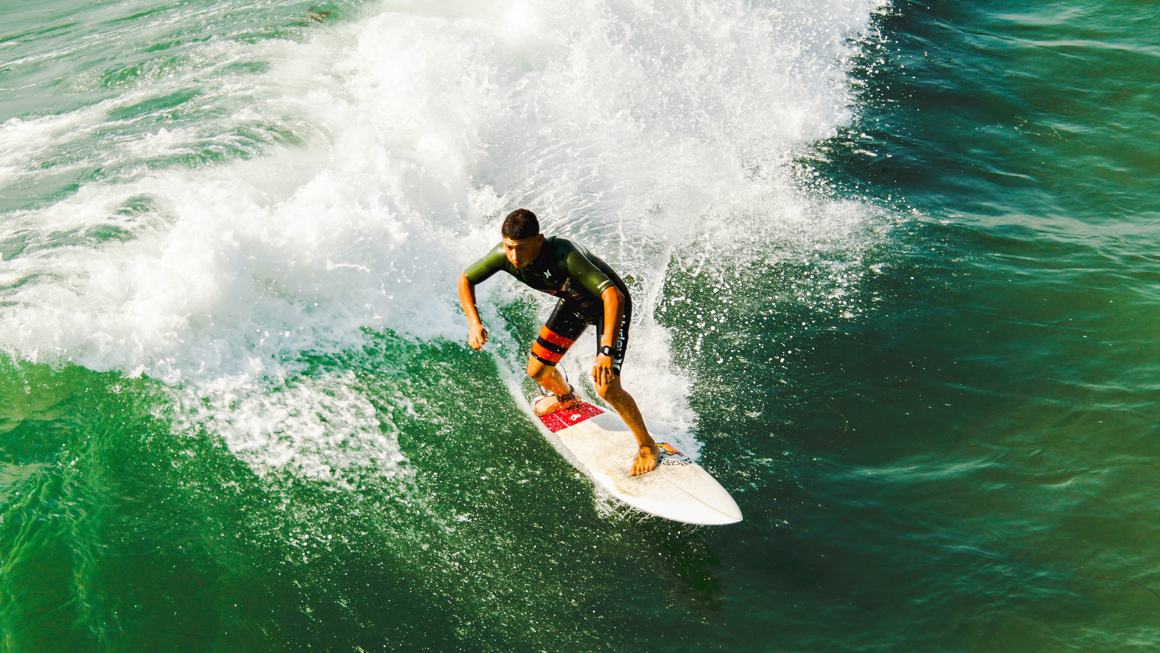 “德甲关键比赛：胜负关系到榜首归属”，德甲全程