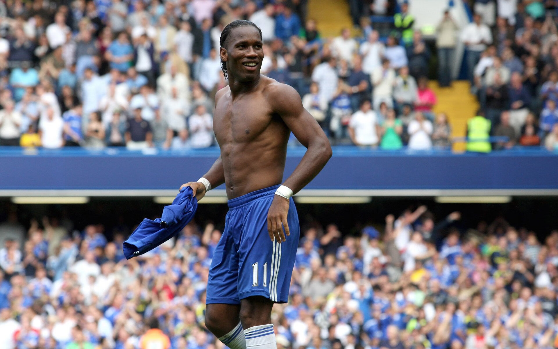 赛事解说团队：专业解读每个精彩局面，赛事解说话术